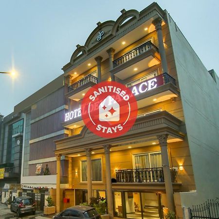 Townhouse Oak Hotel Dev Palace Дели Экстерьер фото