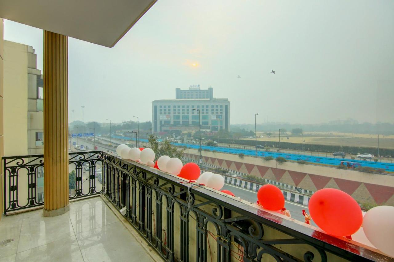 Townhouse Oak Hotel Dev Palace Дели Экстерьер фото