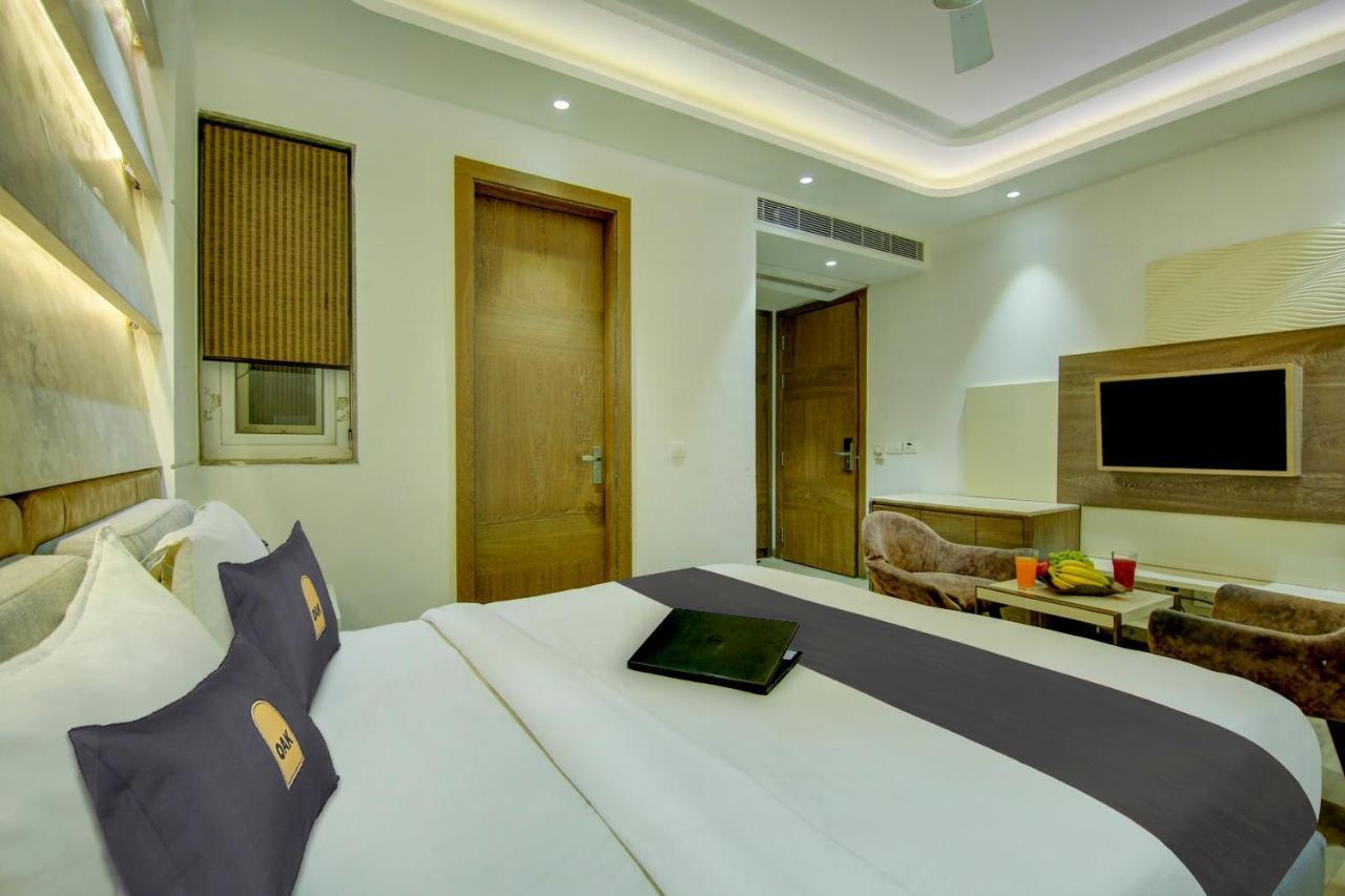 Townhouse Oak Hotel Dev Palace Дели Экстерьер фото