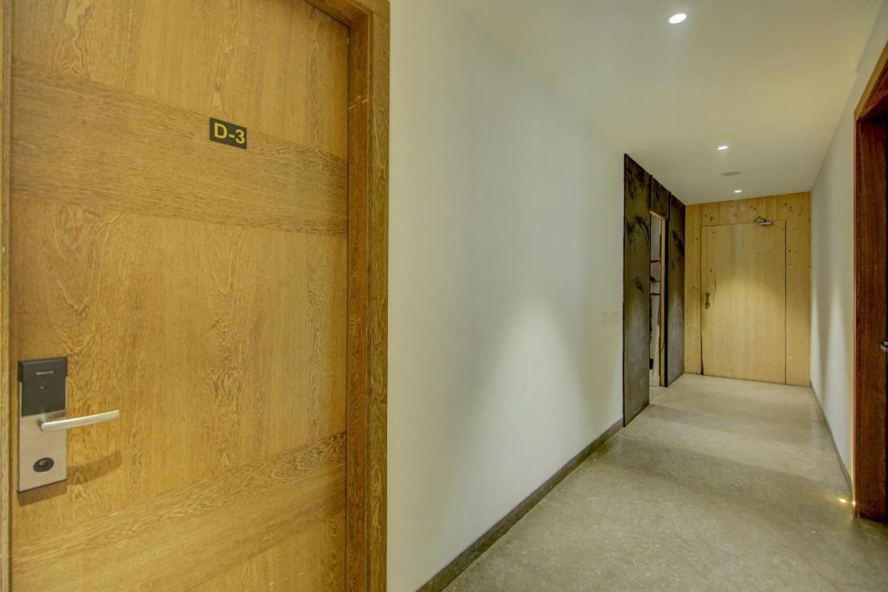 Townhouse Oak Hotel Dev Palace Дели Экстерьер фото