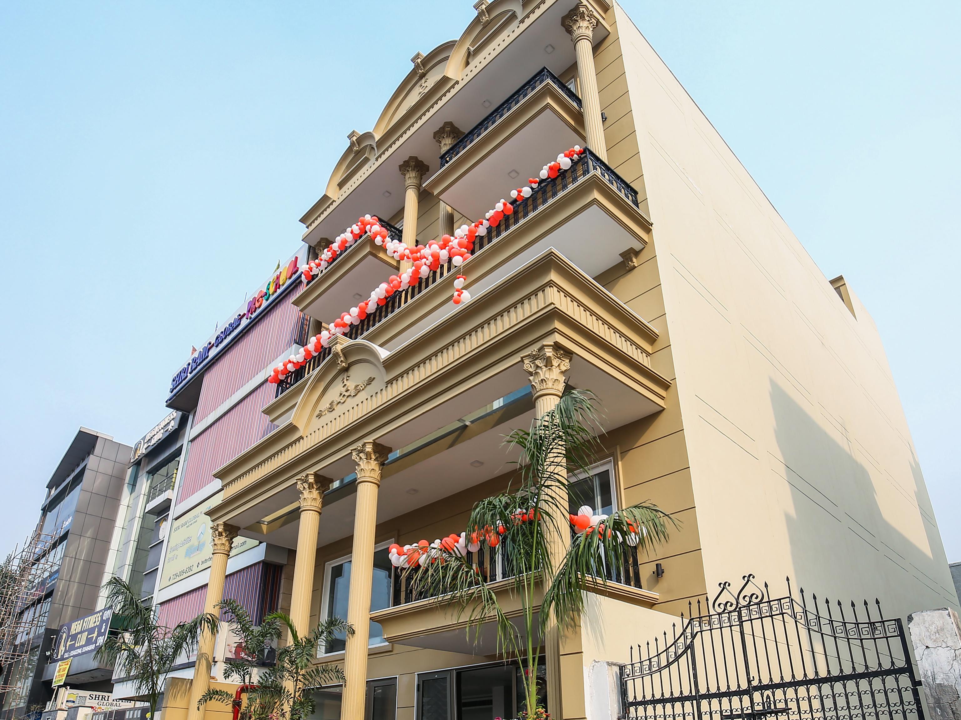 Townhouse Oak Hotel Dev Palace Дели Экстерьер фото